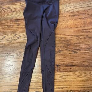 Lululemon Athletica Deep Purple Leggings size 2 mesh